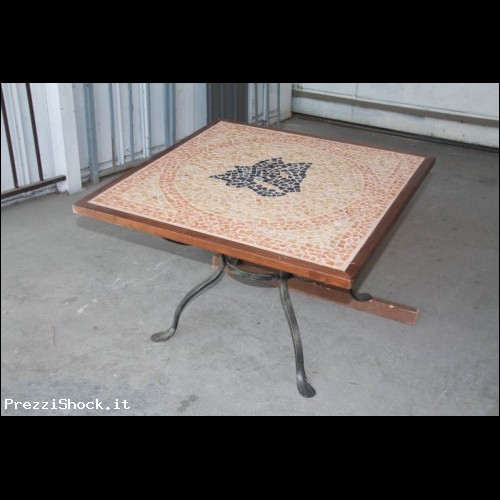 Tavolino in ferro battuto as roma mosaico in MARMO stuccato