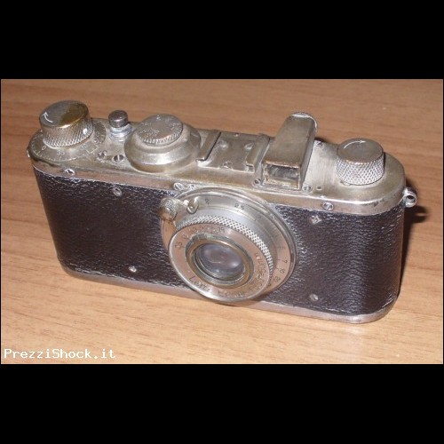 Macchina fotografica antica Leica I (1925)