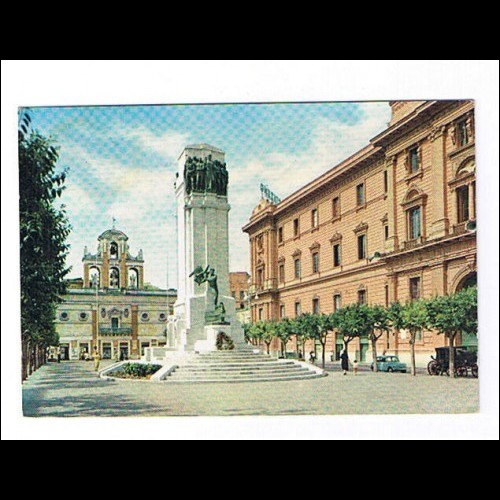 Cartolina - TARANTO - Piazza della Vittoria - Viaggiata 1969