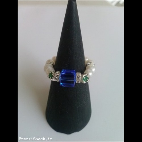 Anello con perle , Swarovski,  con 2 Smeraldi ct 0,10