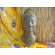 Volto del Buddha in conglomerato decorato dorato anticato
