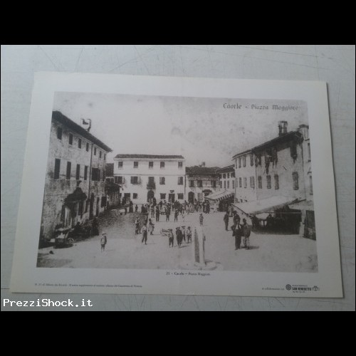 Riproduzione Vecchia Foto - CAORLE - Piazza Maggiore