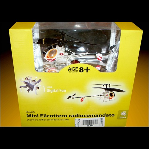  Mini elicottero radiocomandato volante - Skintek