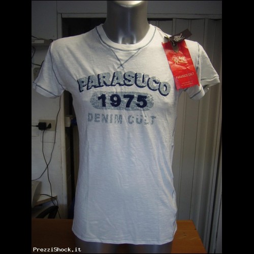 T-Shirt " PARASUCO ". Nuova con cartellino.