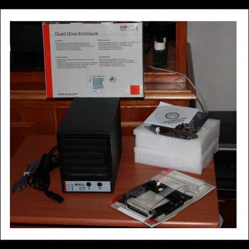 BOX HD ESTERNO LINDY Quad Drive eSATA II RAID System
