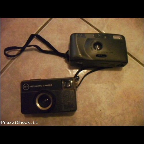 2 vecchie macchine fotografiche