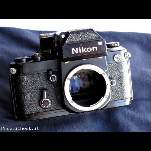 NIKON F2 nera con Photomic DP-1