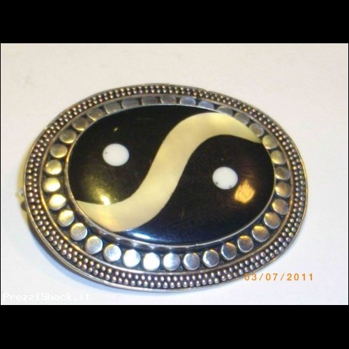 Spilla/Ciondolo Tao in argento 925 con Madreperla e Corno