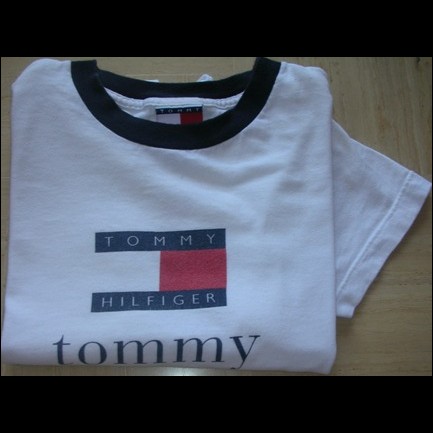 T-shirt  T. HILFIGER  Tg.L  Made in USA!!